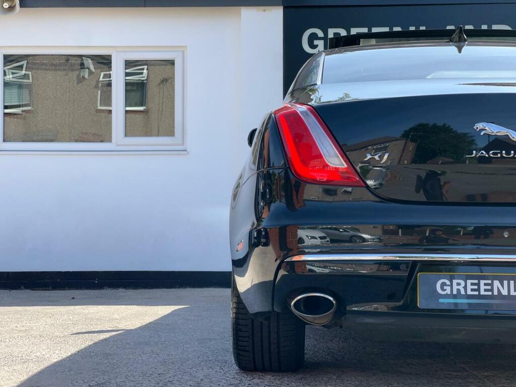 Jaguar XJ Xj Portfolio V6 D Grey #25