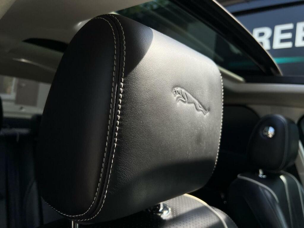 Jaguar XJ Xj Portfolio V6 D Grey #33