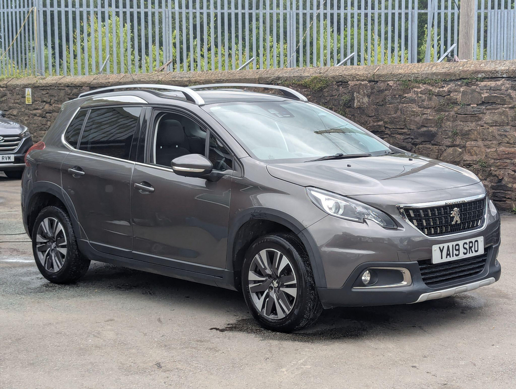 Peugeot 2008 1.2 Puretech Allure Premium Euro 6 Ss YA19SRO