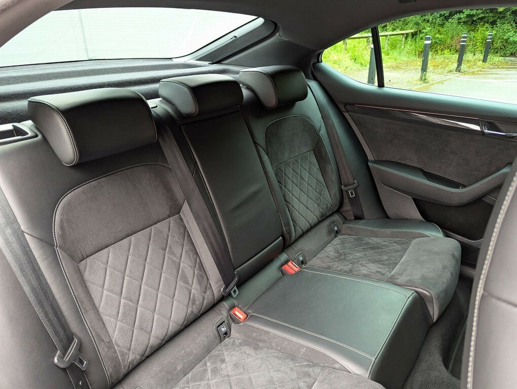 Skoda Superb 2.0 Tsi 280 Laurin Klement 4X4 Dsg Black #10