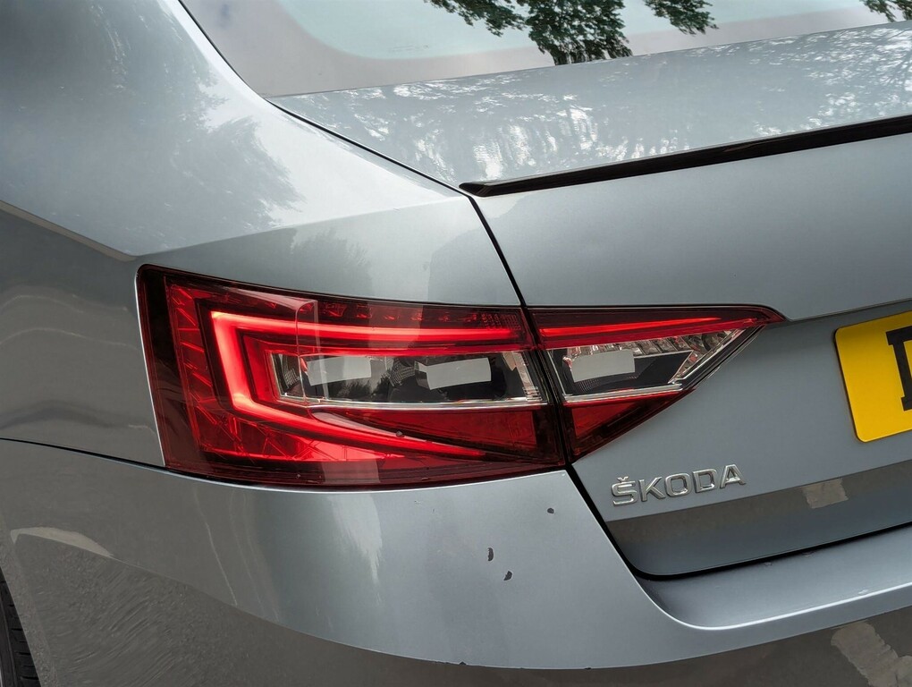 Skoda Superb 2.0 Tsi 280 Laurin Klement 4X4 Dsg Black #28