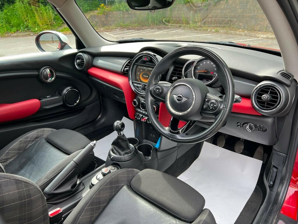 Mini Hatch 1.5 Cooper Euro 6 Ss Red #5