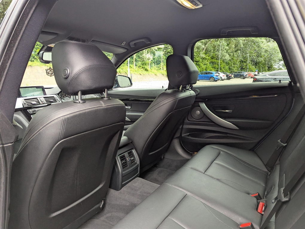BMW 3 Series 2.0 320D Sport Touring Euro 6 Ss Black #35