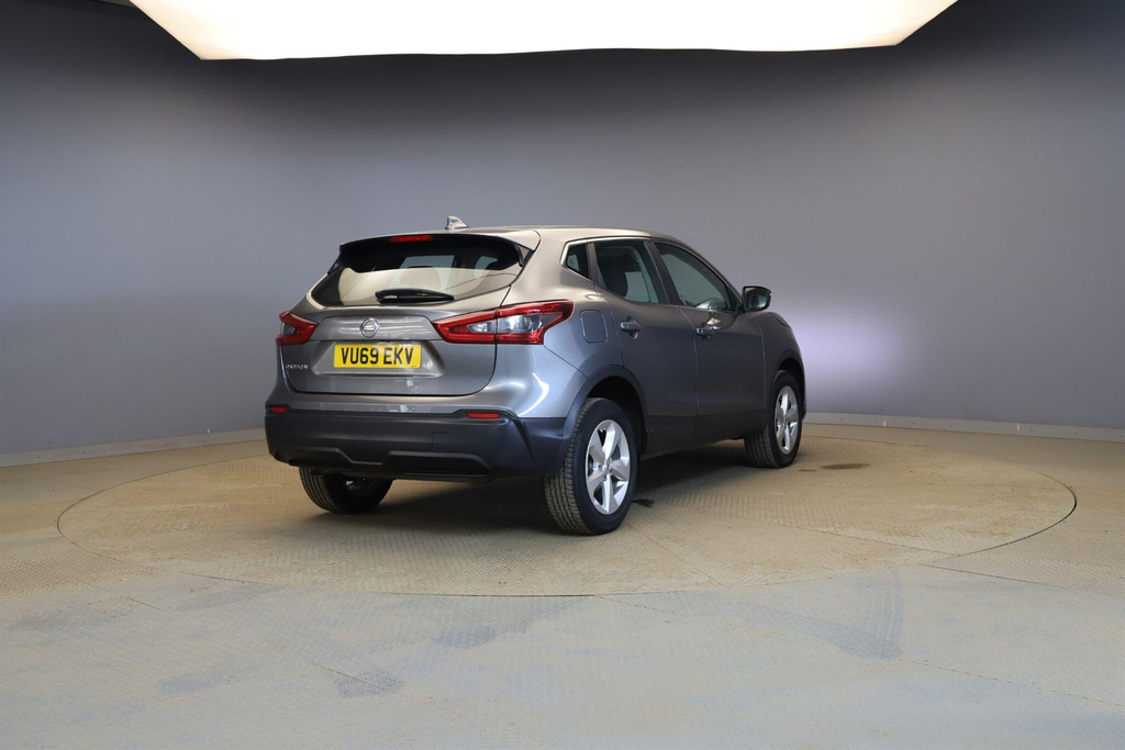 Nissan Qashqai 1.3 Dig-t Acenta Premium Euro 6 Ss #4