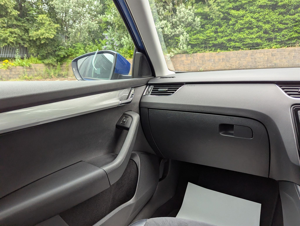 Skoda Octavia 2.0 Tdi Cr Vrs - Fsh Inc Timing Belt- White #17