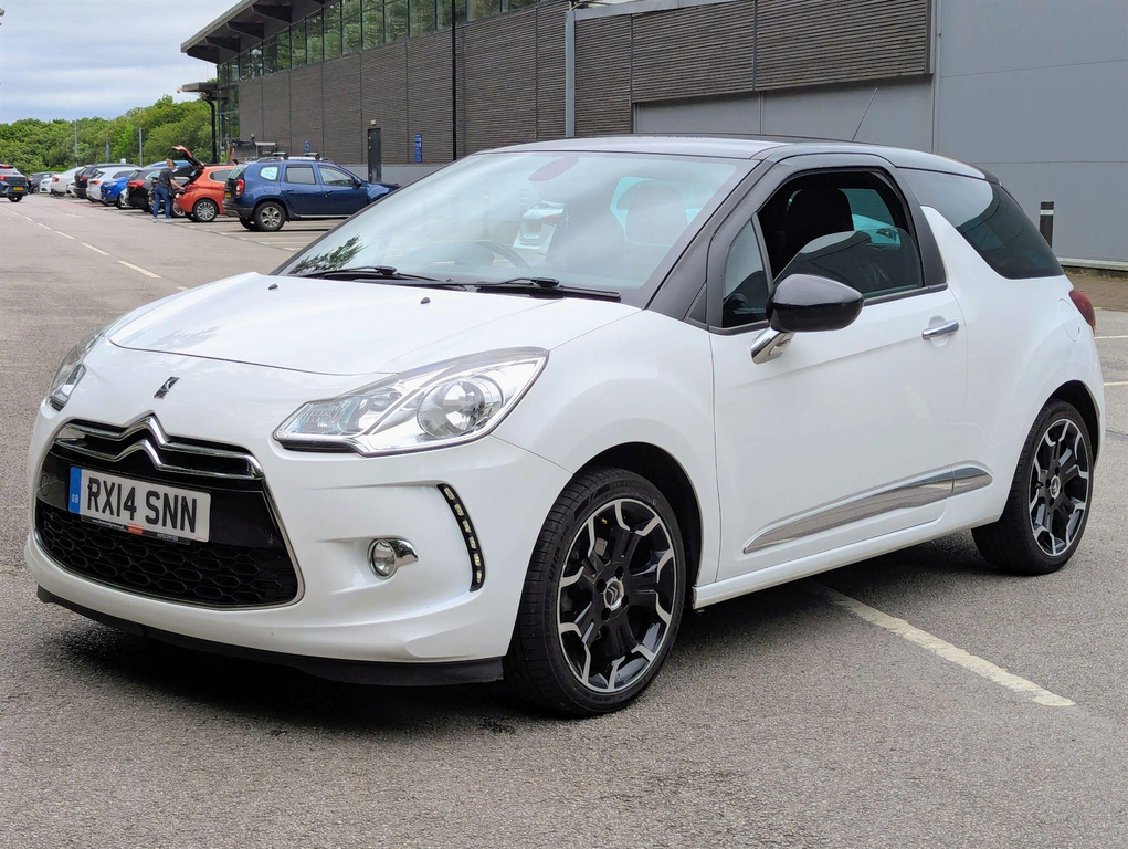 Citroen DS3 1.6 Vti Dstyle Plus Euro 5 White #3