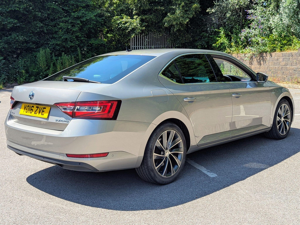 Skoda Superb 2.0 Tdi Laurin Klement Dsg 6Spd Euro 6 Ss  #3