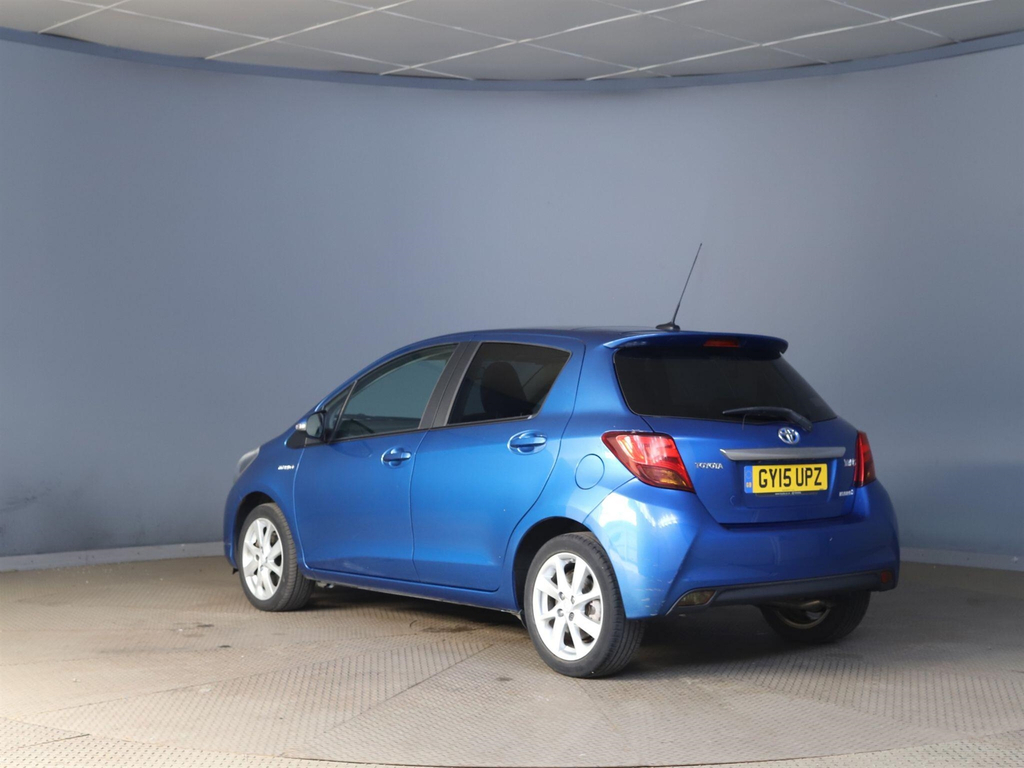 Toyota Yaris 1.5 Vvt-h Excel E-cvt Euro 6 15In Alloy  #2