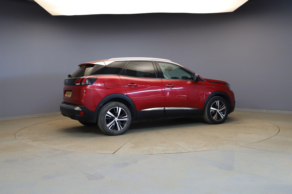 Peugeot 3008 1.2 Puretech Allure Euro 6 Ss Red #3