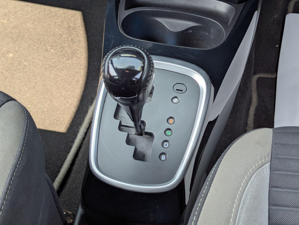 Toyota Yaris 1.5 Vvt-h Design E-cvt Euro 6  #5
