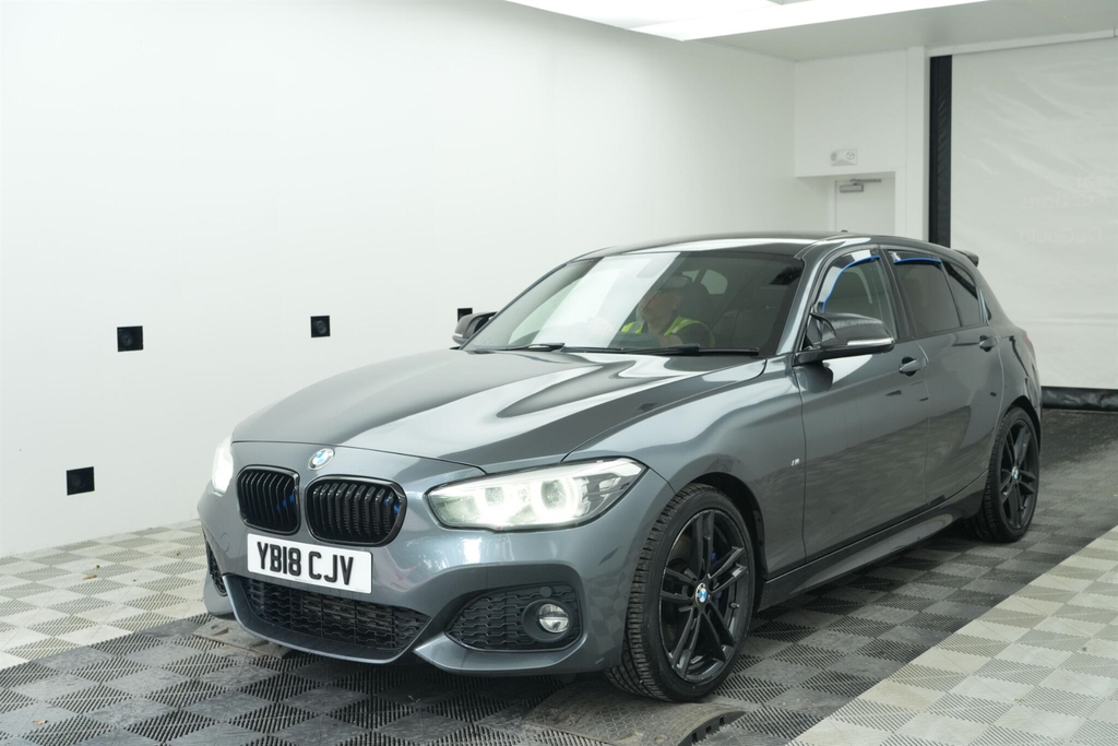 BMW 1 Series Black #2
