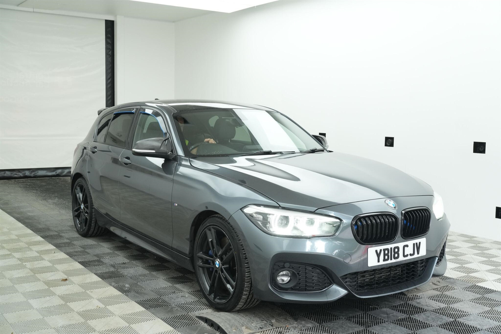 BMW 1 Series Black #1