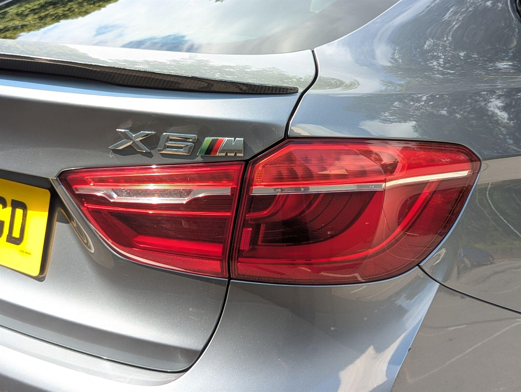 BMW X6 Xdrive M50d Black #32