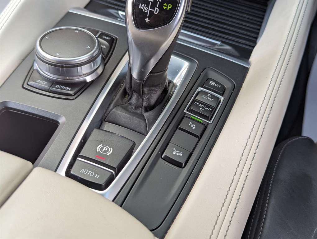 BMW X6 Xdrive M50d Black #16