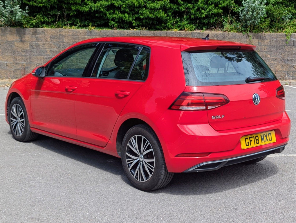 Volkswagen Golf 1.6 Tdi Se Euro 6 Ss Red #2