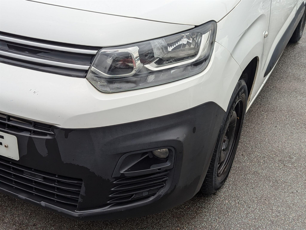 Citroen Berlingo Mpv White #15