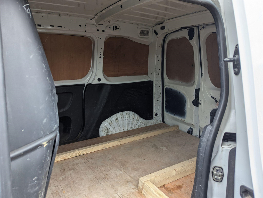 Citroen Berlingo Mpv White #8