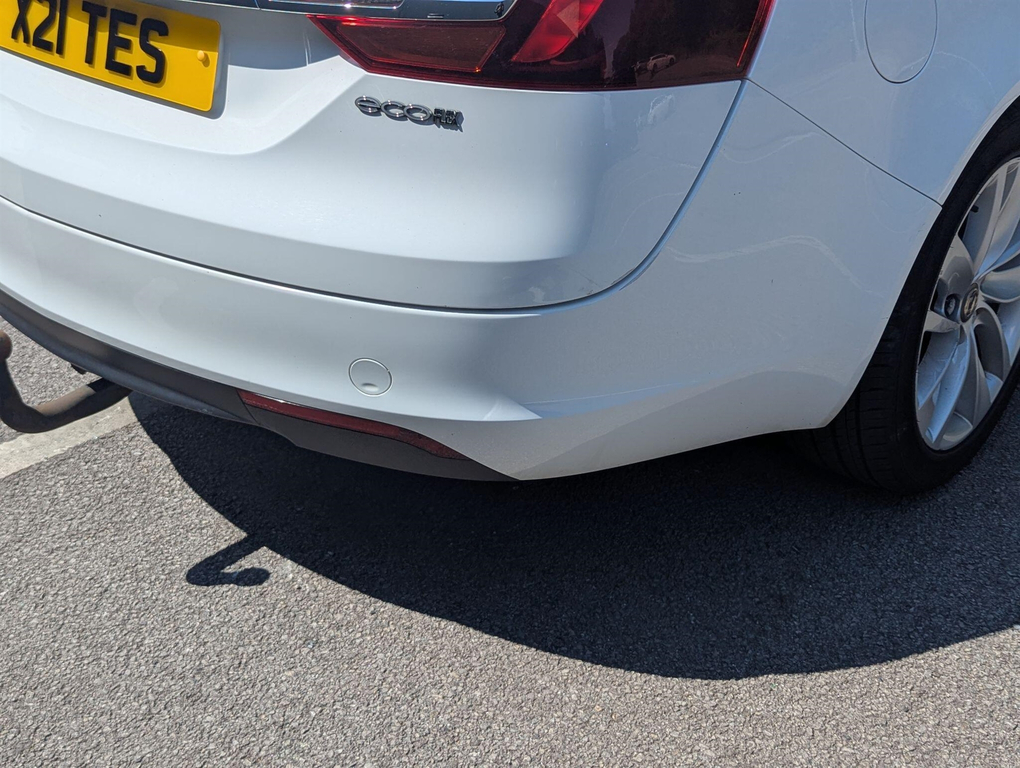 Vauxhall Insignia Hatchback 1.8 Sri #26