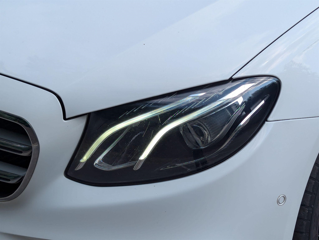 Mercedes-Benz E Class 2.0 E220d Amg Line G-tronic Ss White #19
