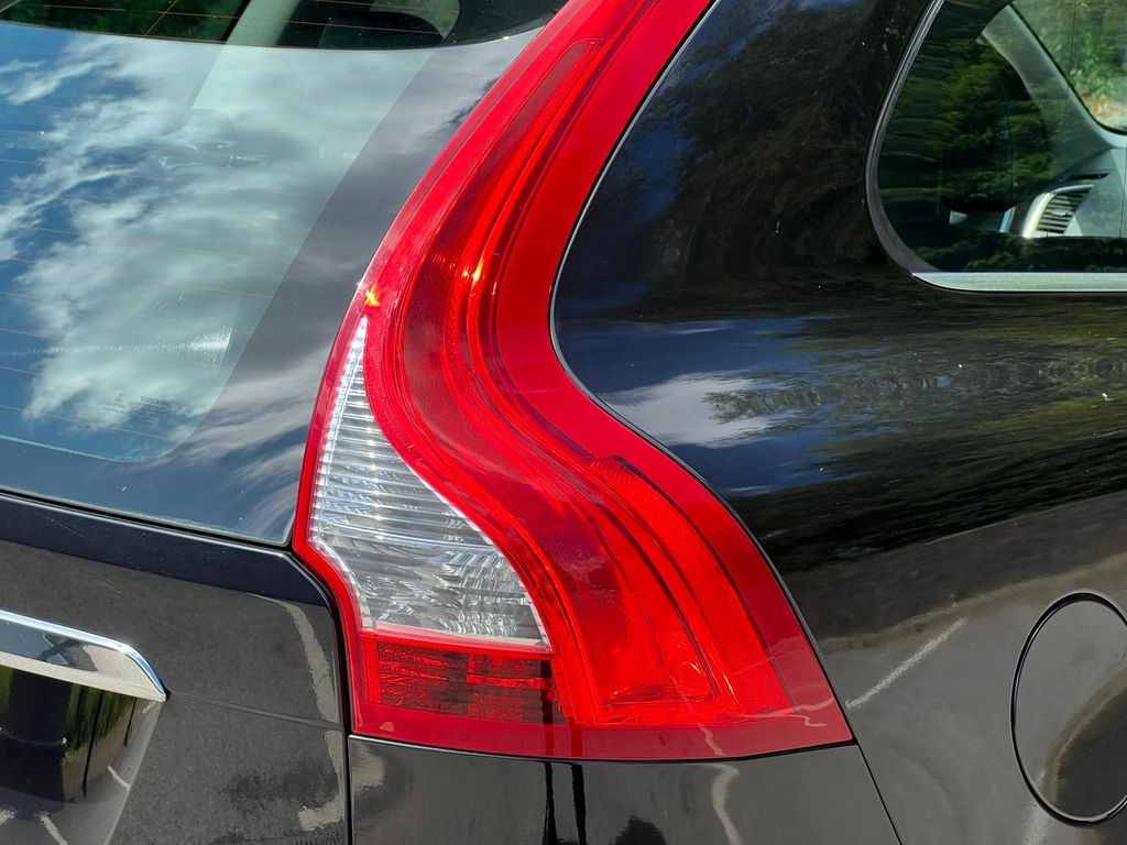 Volvo XC60 2.4L Se Lux Nav Gold #43
