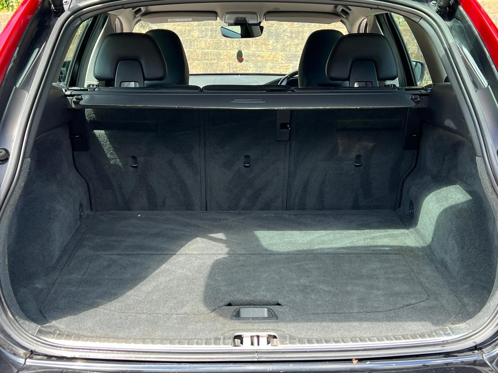 Volvo XC60 2.4L Se Lux Nav Gold #10