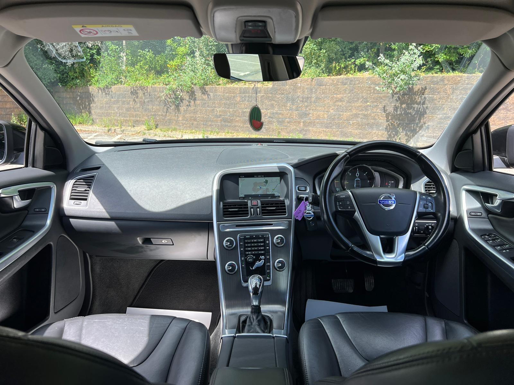 Volvo XC60 2.4L Se Lux Nav Gold #11