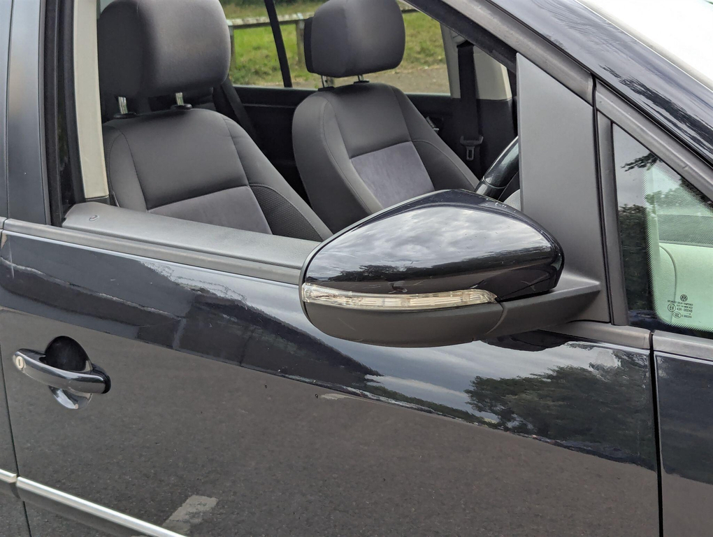 Volkswagen Touran Se Bluemotion Technologies Tdi Black #25