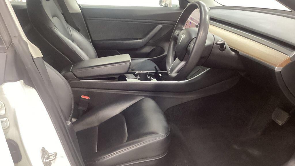 Tesla Model 3 Standard Range Plus Rwd  #3