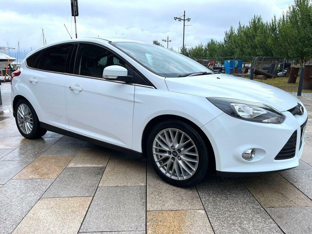 Ford Focus 1.6 Tdci Zetec Euro 5 S S White