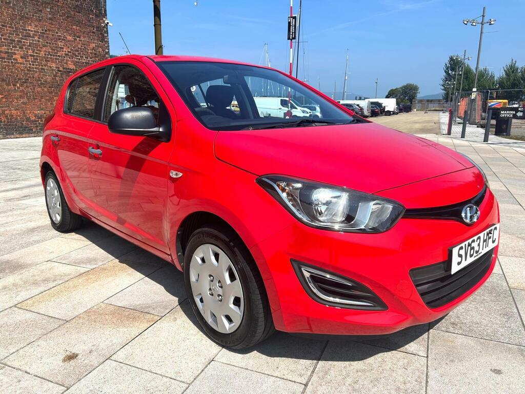 Hyundai I20 1.2 Classic Euro 5 Red