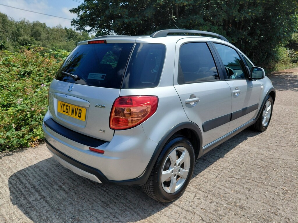 Suzuki SX4 1.6 Sz5 4 Grip 4Wd 2011 Silver #3