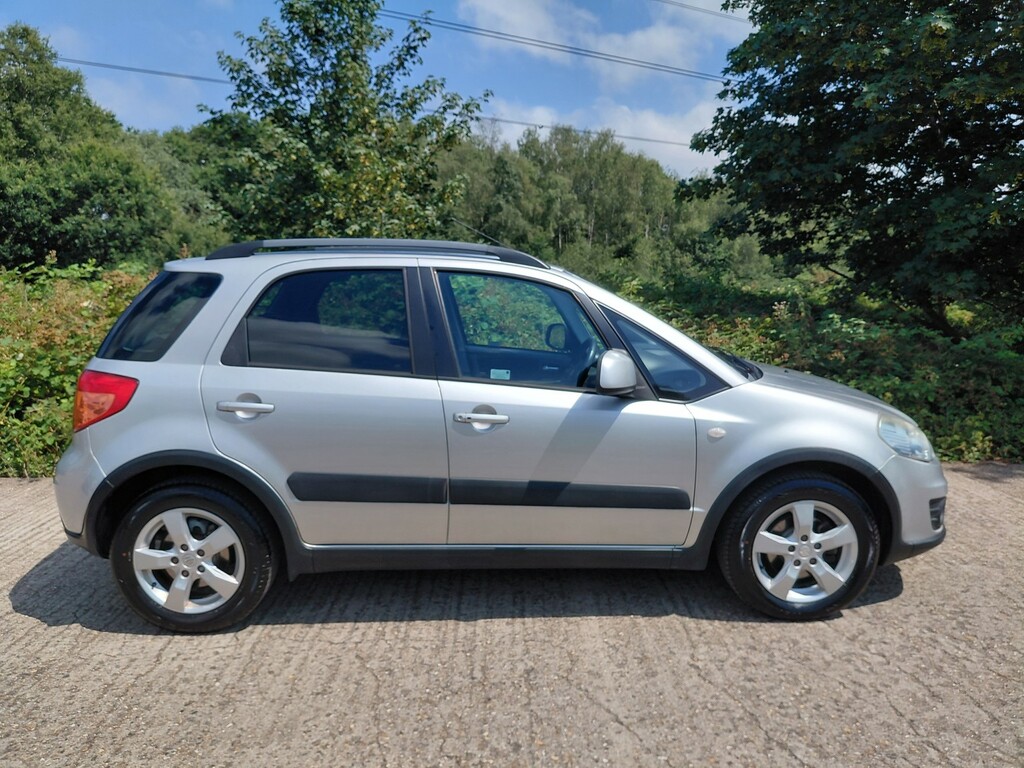 Suzuki SX4 1.6 Sz5 4 Grip 4Wd 2011 Silver #2