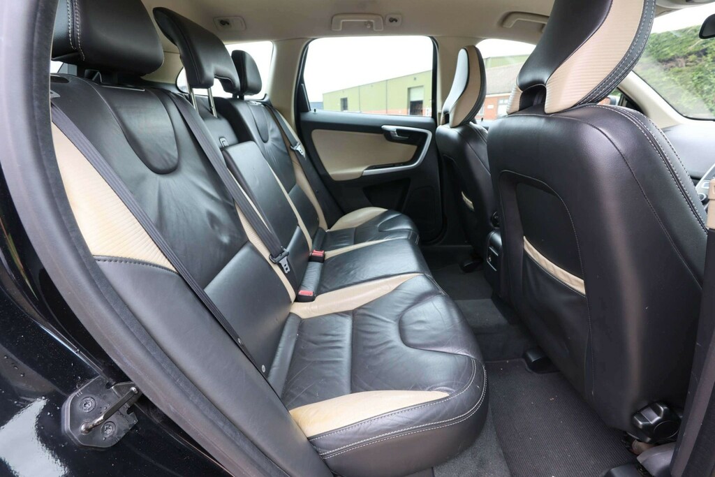 Volvo XC60 Suv 2.4 D3 R-design Awd Euro 5 Ss 201161 White #13