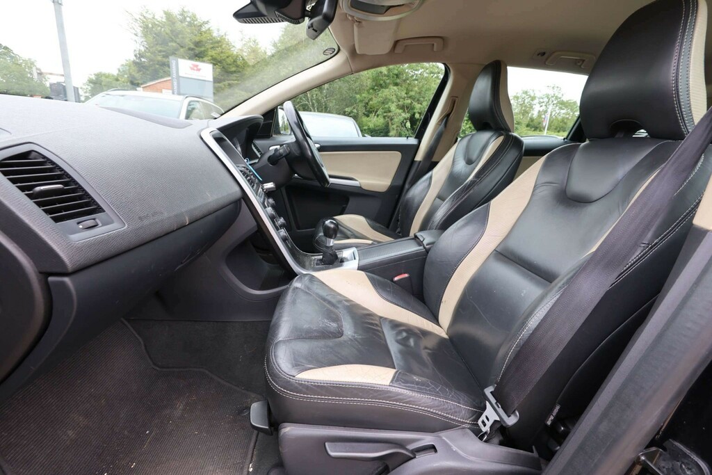 Volvo XC60 Suv 2.4 D3 R-design Awd Euro 5 Ss 201161 White #12