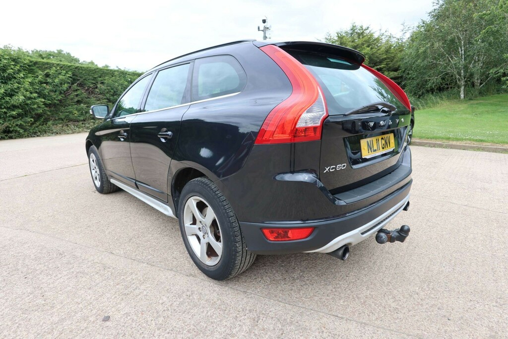 Volvo XC60 Suv 2.4 D3 R-design Awd Euro 5 Ss 201161 White #6