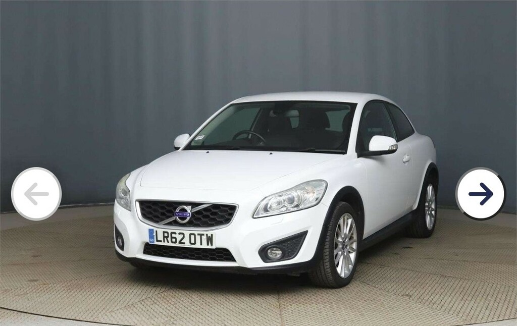 Volvo C30 2.0 Se Lux 2012 White #4