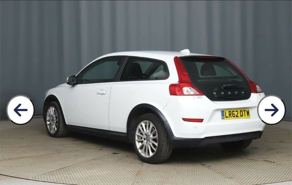 Volvo C30 2.0 Se Lux 2012 White #6