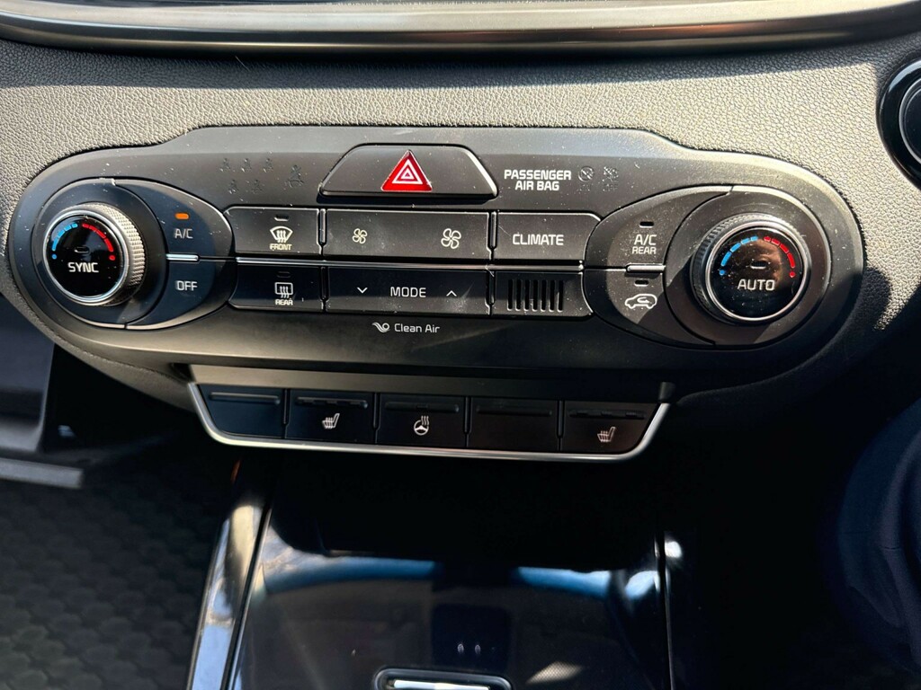 Kia Sorento Crdi Kx-3 Suv White #20