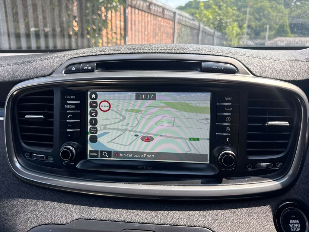Kia Sorento Crdi Kx-3 Suv White #18