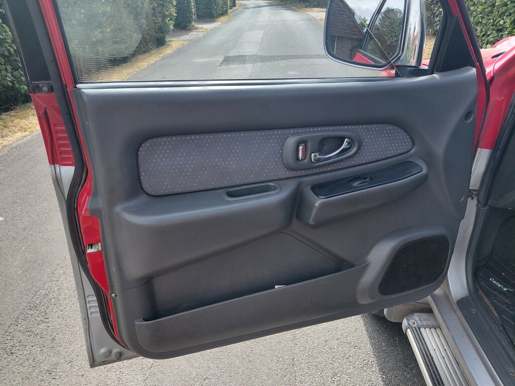 Mitsubishi L200 2.5 Animal 4Life Lwb Dcb 4Wd 114 Bhp Red #27