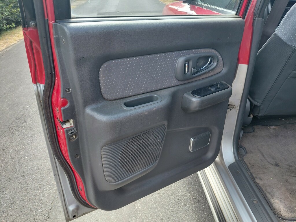 Mitsubishi L200 2.5 Animal 4Life Lwb Dcb 4Wd 114 Bhp Red #26