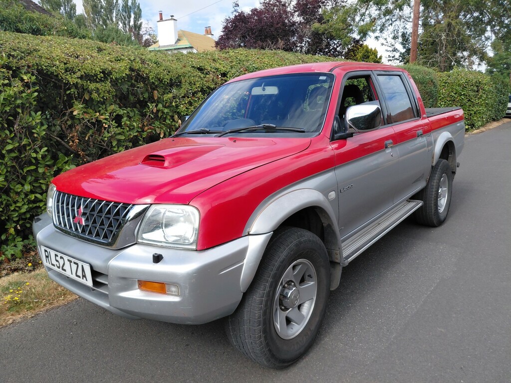 Mitsubishi L200 2.5 Td 4Life 2003 Red #4