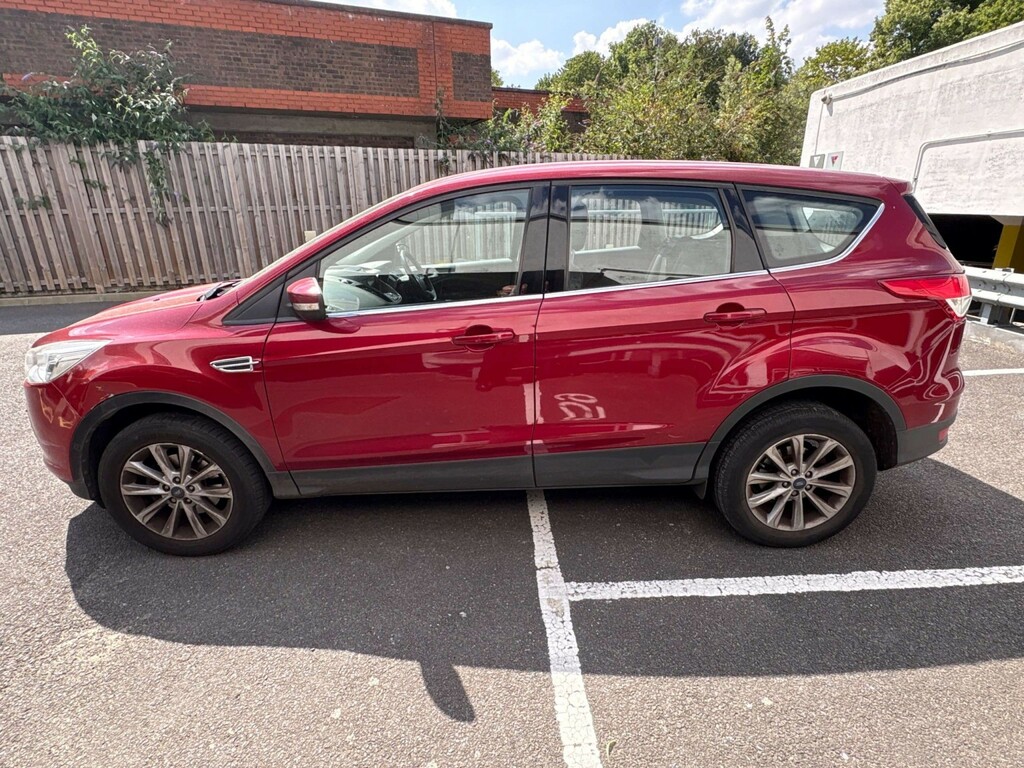 Ford Kuga 1.5 T Ecoboost Titanium 2016 Red #5