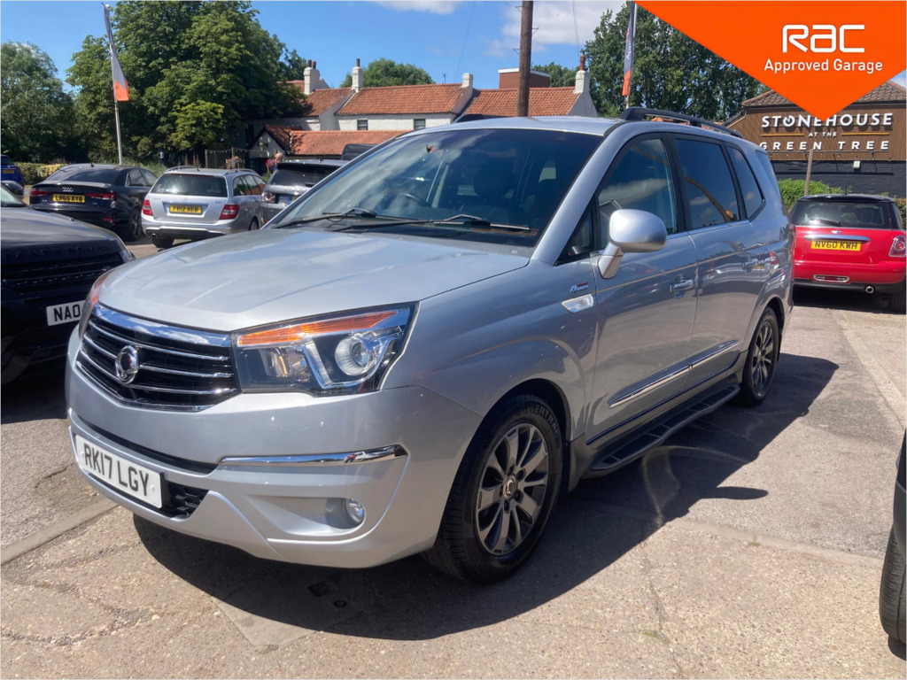 SsangYong Turismo 2.2D Elx Mpv T-tronic 4Wd Selectable Eu Silver