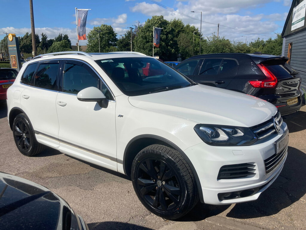 Volkswagen Touareg 3.0 Tdi V6 Bluemotion Tech R-line Suv T White #3