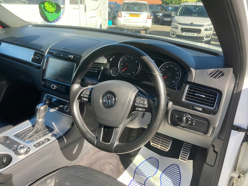 Volkswagen Touareg Suv Grey #18