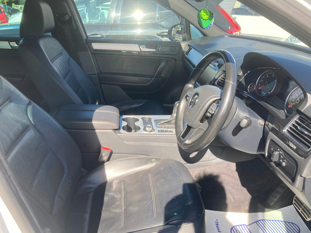 Volkswagen Touareg Suv Grey #20