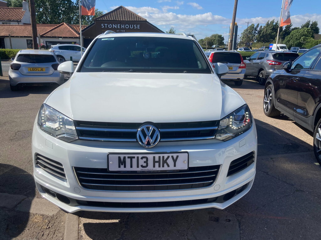 Volkswagen Touareg 3.0 Tdi V6 Bluemotion Tech R-line Suv T White #2