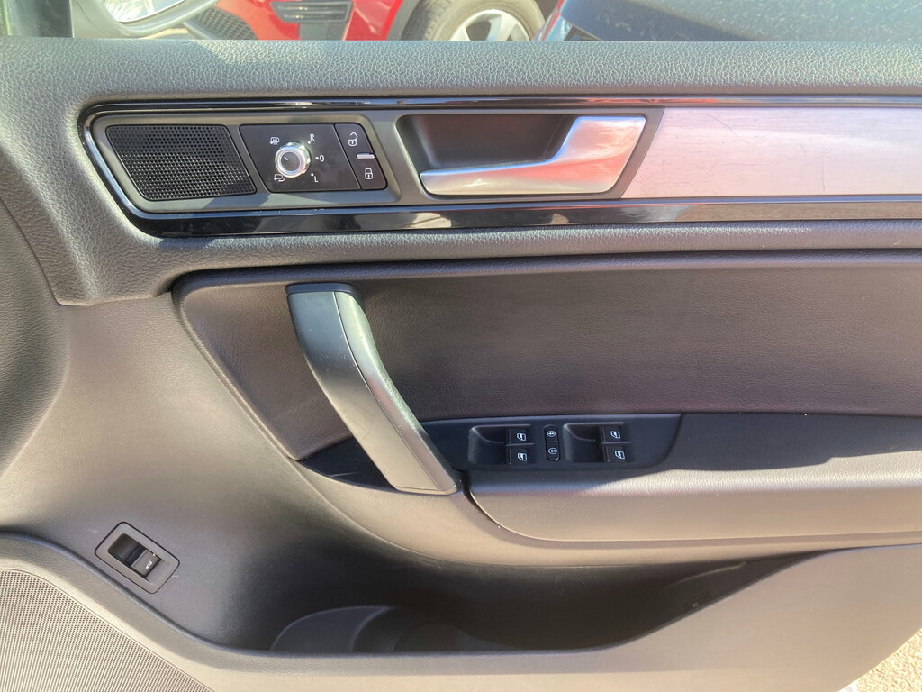 Volkswagen Touareg Suv Grey #22