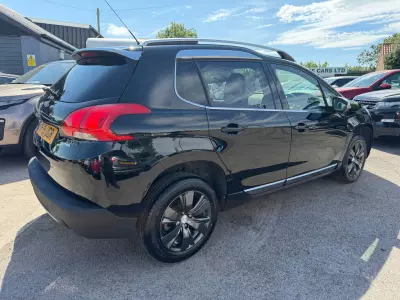 Peugeot 2008 1.6 E-hdi Feline Euro 5 Ss Mistral Black #6